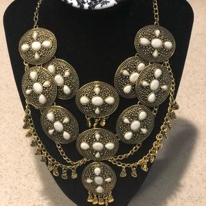 Statement necklace